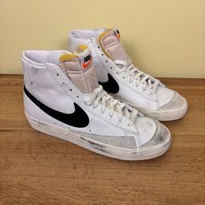 NIKE Blazer Mid '77 Sneaker High Top White/Black Women Size 10.5 Casual Athletic